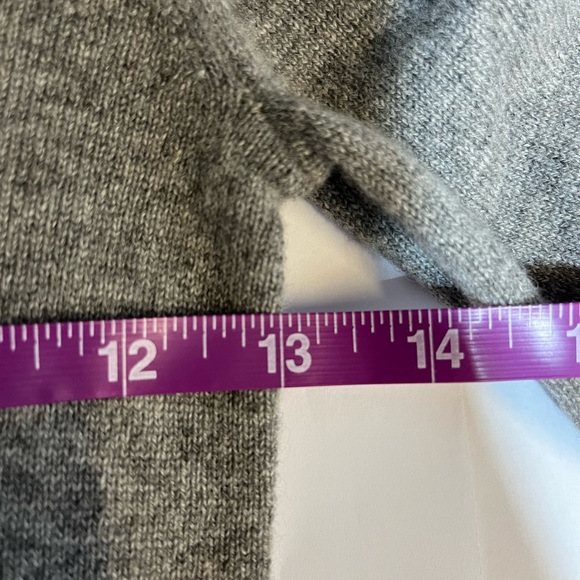 NWOT Crewcuts Kids' cashmere crewneck sweater!!! - Picture 3 of 5